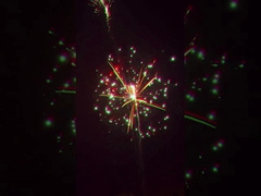 การแสดงดอกไม้ไฟเค้กแต่งงานระดับมืออาชีพขนาดใหญ่ 70 ช็อตสำหรับปีใหม่