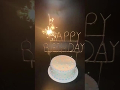 สุขสันต์วันเกิด Sparklers ดอกไม้ไฟ ดอกไม้ไฟเย็น งานแต่งงาน ดอกไม้ไฟ Cold Pyro ดอกไม้ไฟ Sparklers