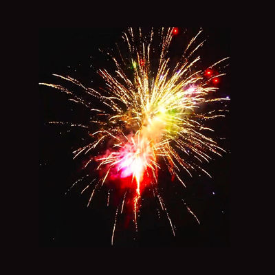 ชาวจีน Fuochi D'Artificio ขายปลีก ไพโรเทคนิค 128 นัด ภัณฑิตเค้กไฟฟ้า ไฟเวอร์เวิร์ค ไพโรเทคนิคสําหรับงานฉลอง